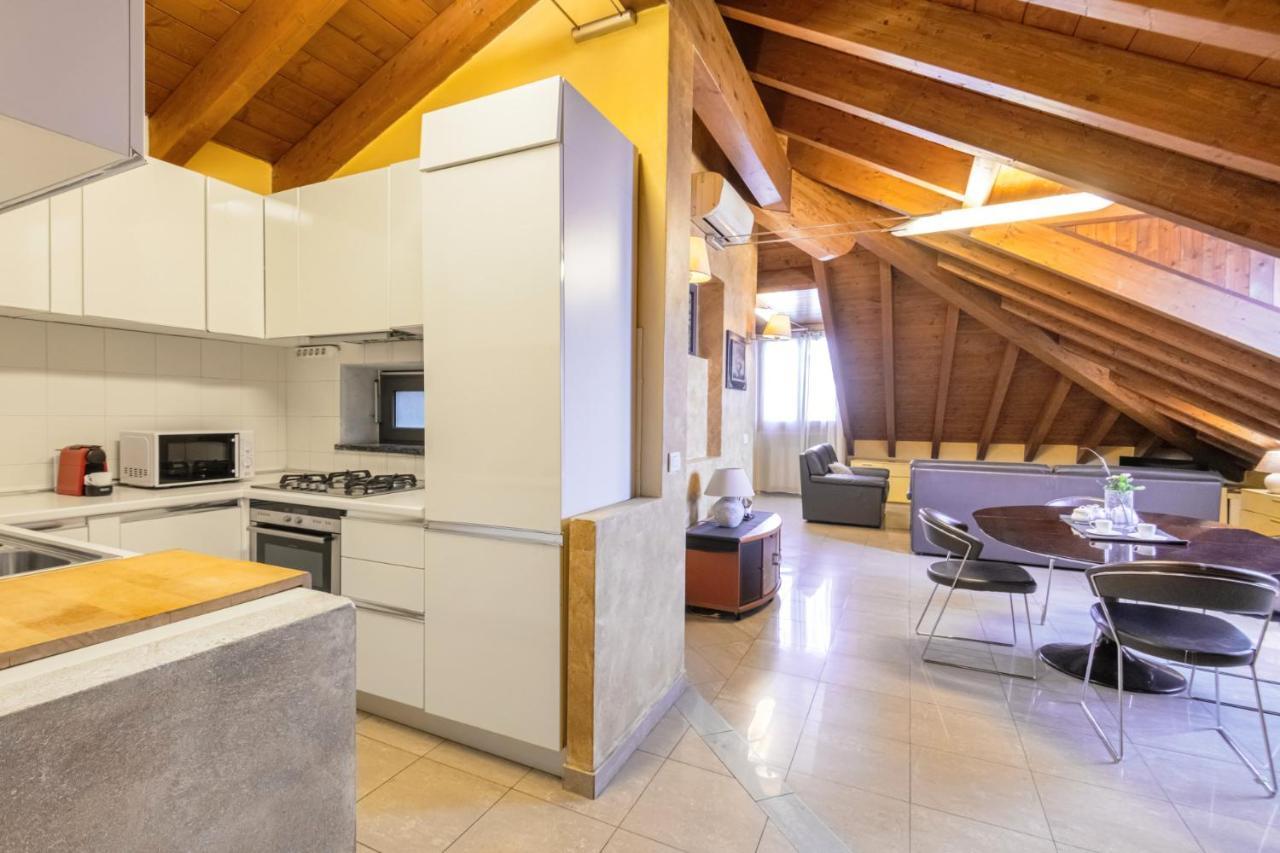 Апартаменти Easylife - Esclusivo Attico In S Babila Мілан Екстер'єр фото